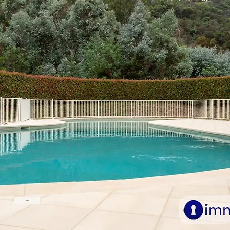 Air-conditioned With Double Garage In * Mandelieu